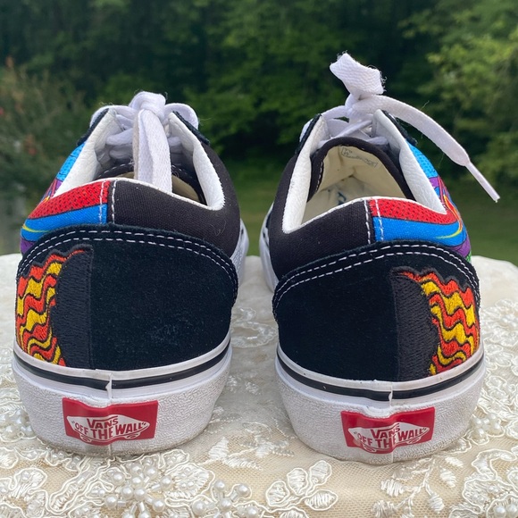 WOMENS VANS OFF THE WALL SNEAKERS - Picture 6 of 10